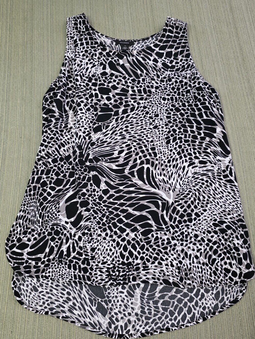 NWOT Halogen Womens Top